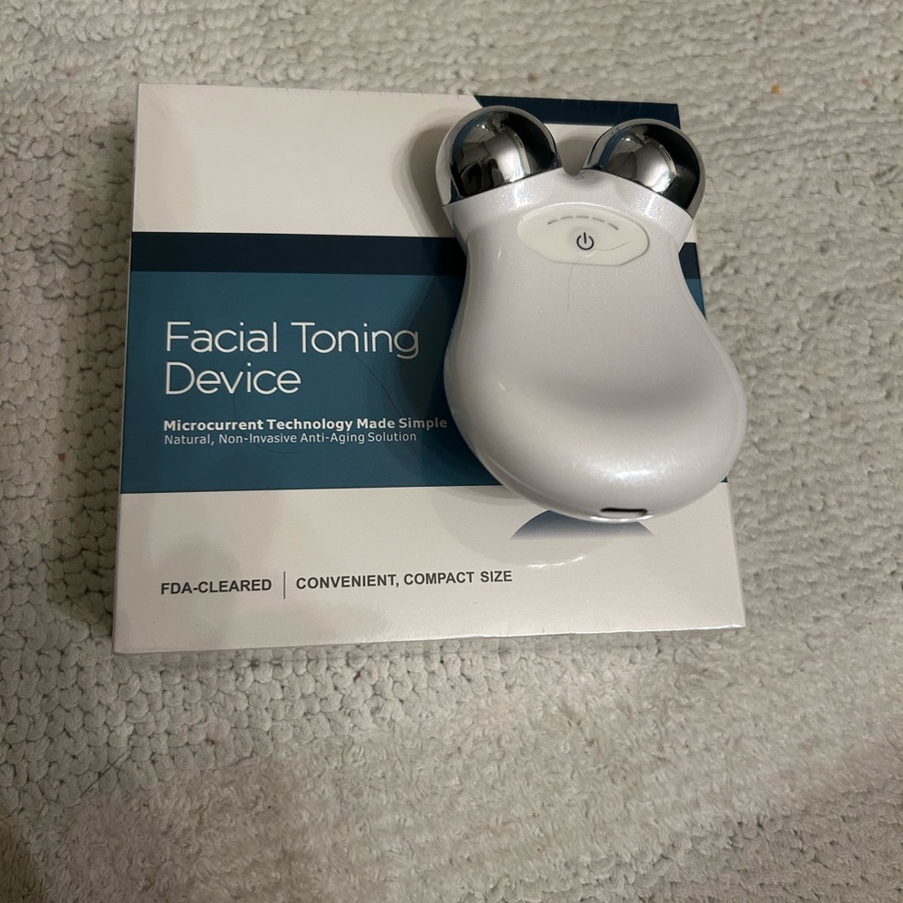 Facial Toning Device - White Microcurrent Beauty Tool